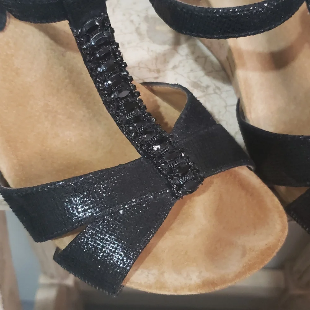 Michelle D 8.5 jewel cork wedge sandals